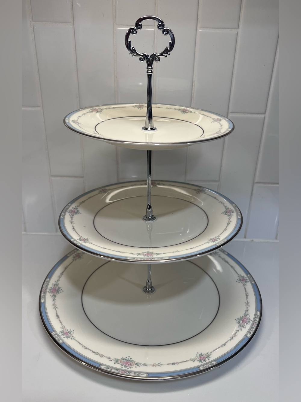 Tiered Cake Dessert Stand W Royal Doulton Lisa Plates Silver Blue Band Spray